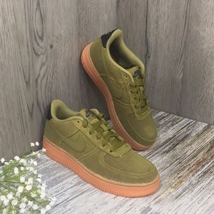 Nike air forces lightly/barely worn less than 5x